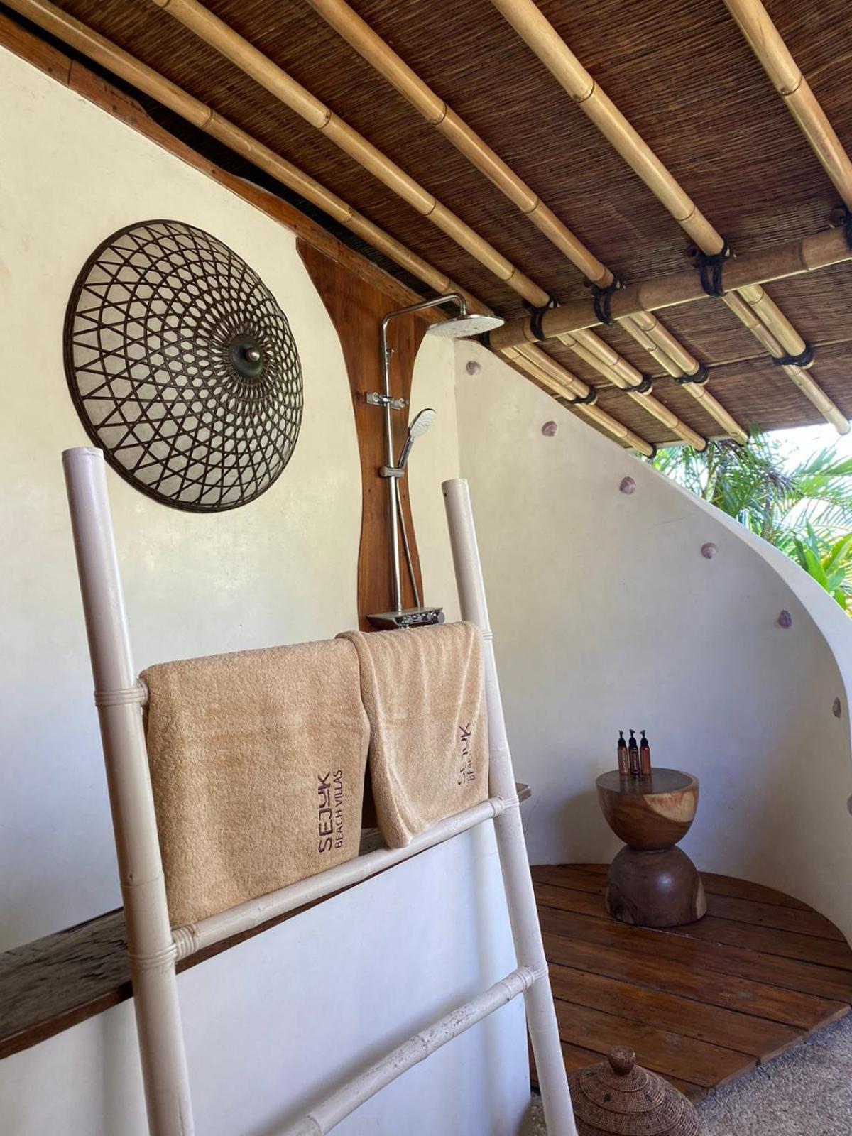 Sejuk Beach Villas Canggu Exteriör bild