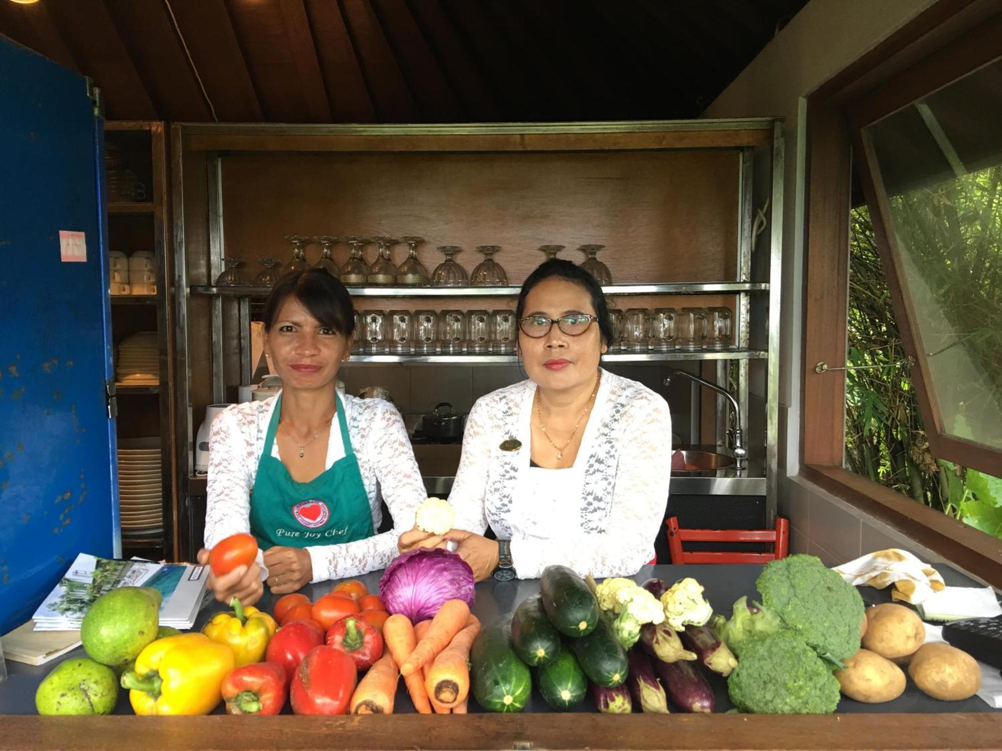 Sejuk Beach Villas Canggu Exteriör bild